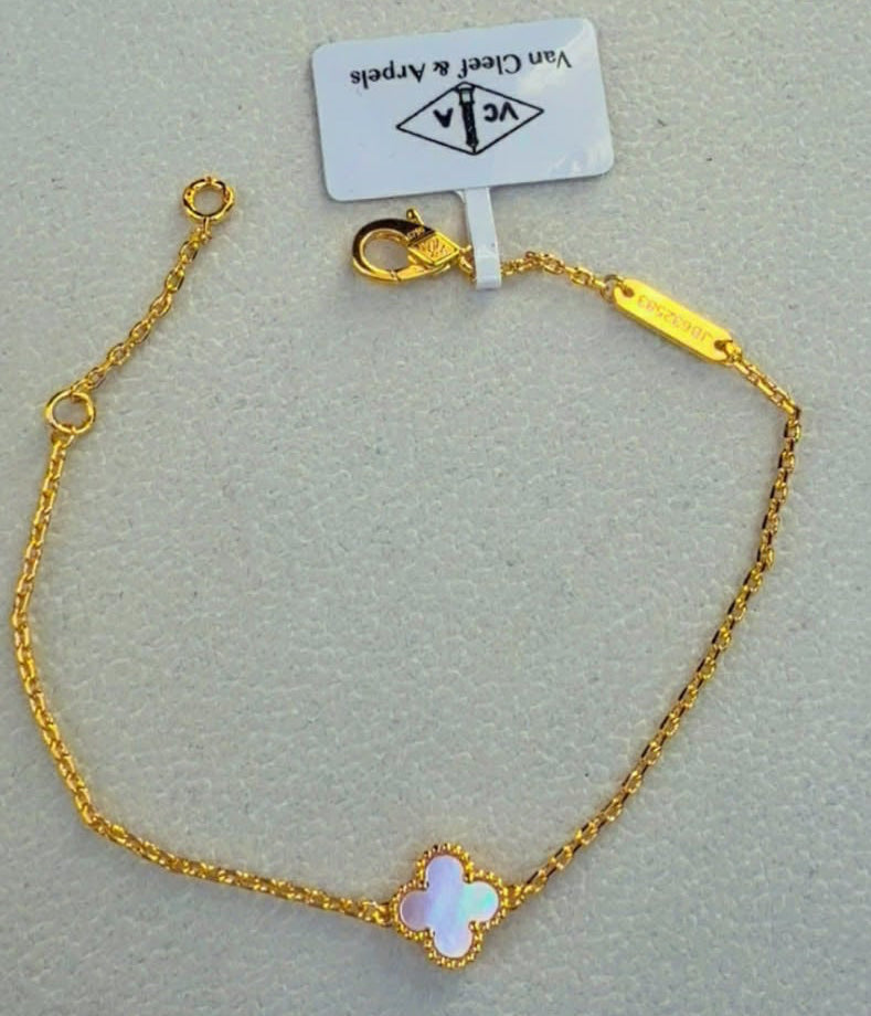 Van Cleef 9mm Bracelets