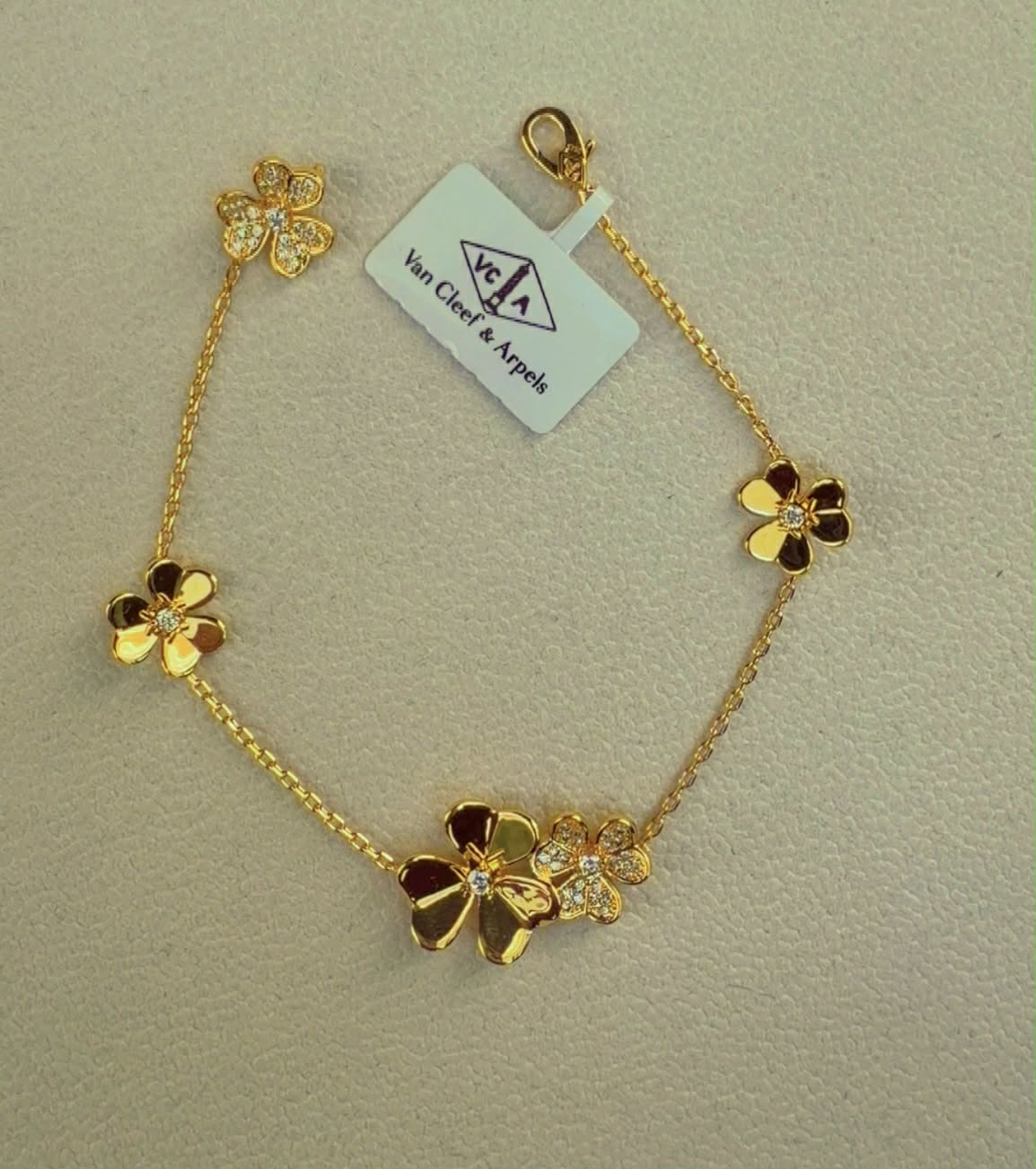 Frivole Flowers Braceltes