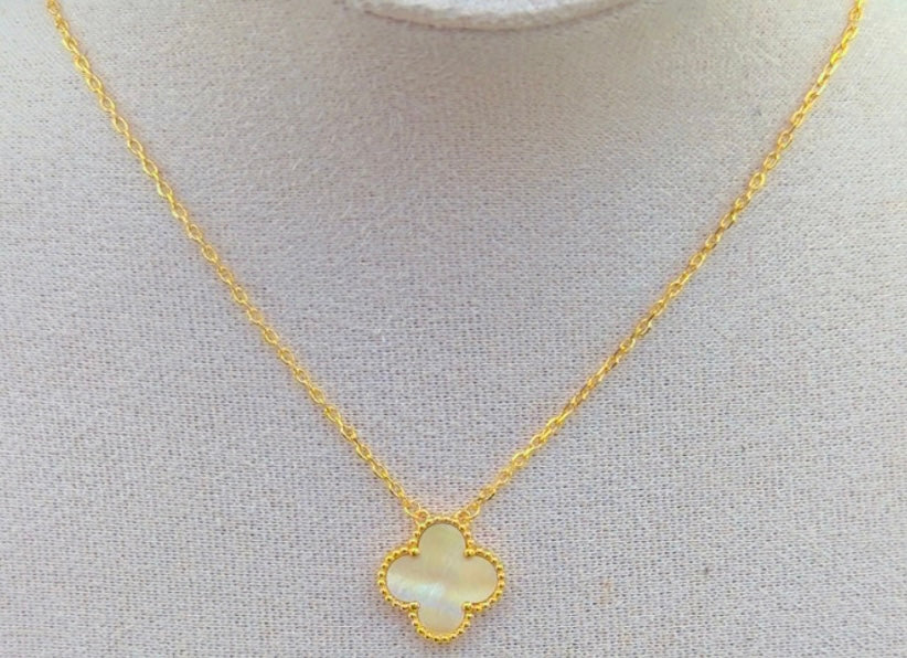Clover necklace