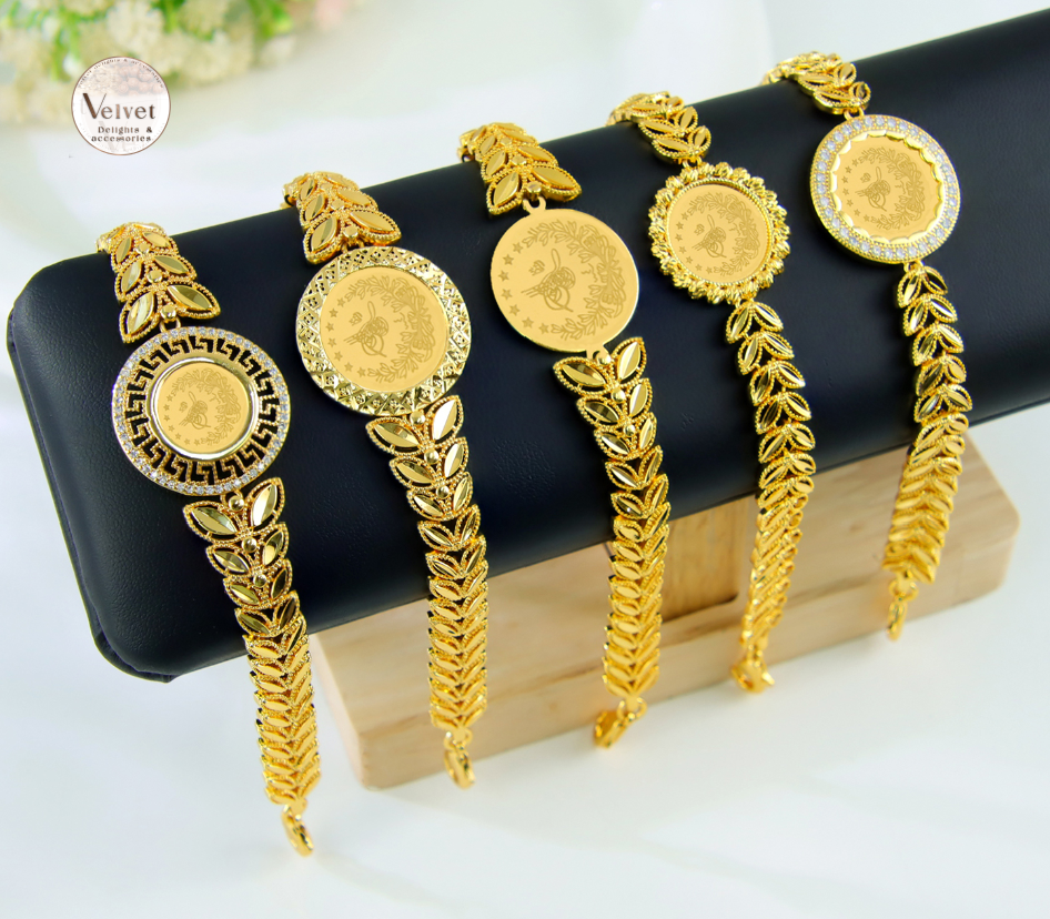Elegant Adjustable Gold Plated 22k Coin Bracelet Luxury Watch Shaped Zircon Bracelet for Women