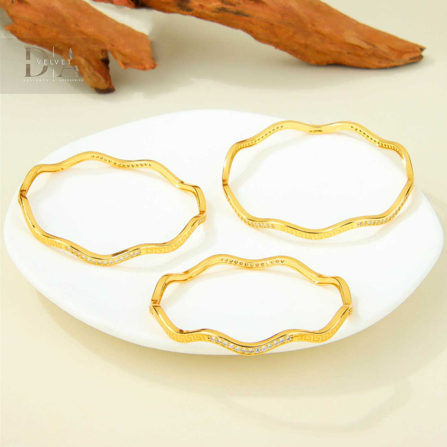 4 Pieces Fashion Elegant Wave Design Zircon Bangle 21k Gold Plated