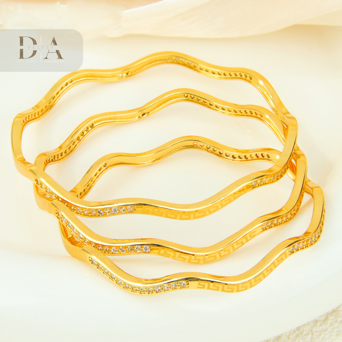 4 Pieces Fashion Elegant Wave Design Zircon Bangle 21k Gold Plated