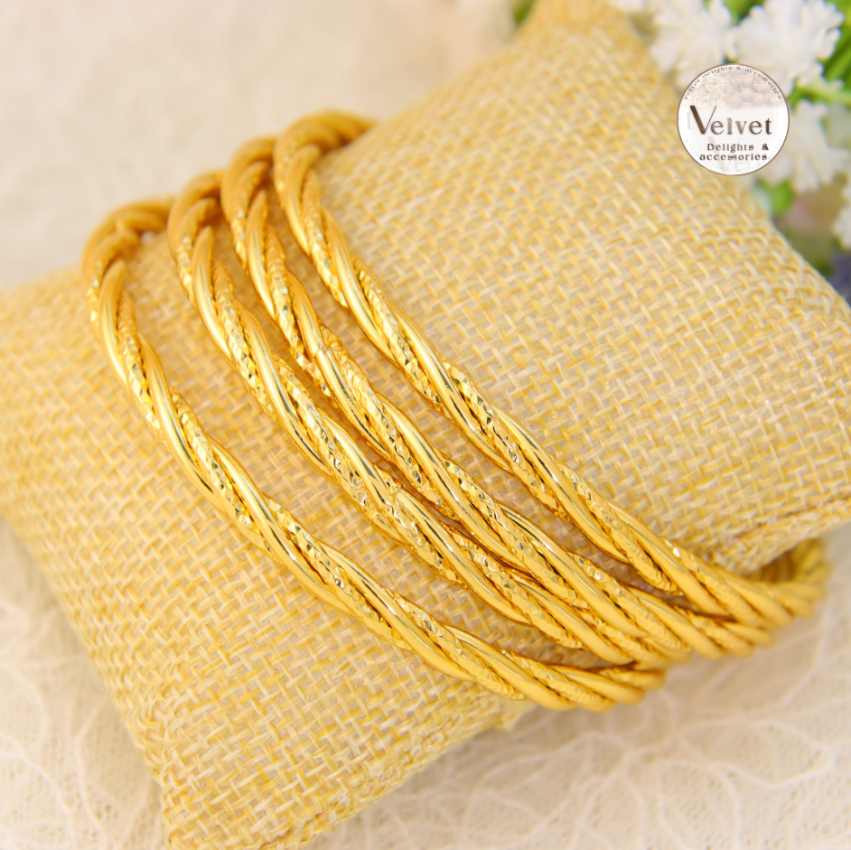 Set of 4 Spiral Bracelet Gold Plated 21k
